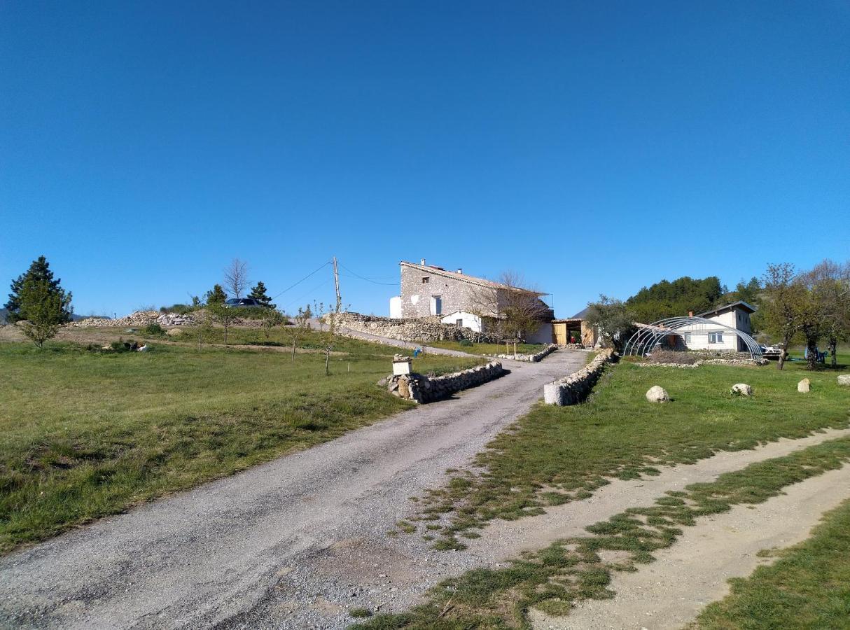 Les Terrasses Du Chatelard Theze  Luaran gambar